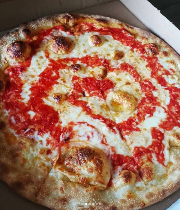Maruca's Pizza - Jersey Boardwalk Swirl Style Pizza - @northjerseypizza