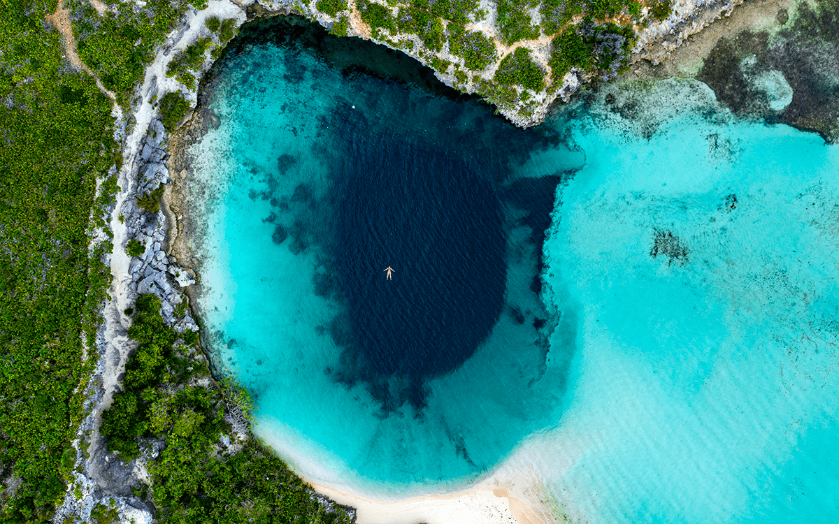 Long Island, Bahamas - Dean's Blue Hole
