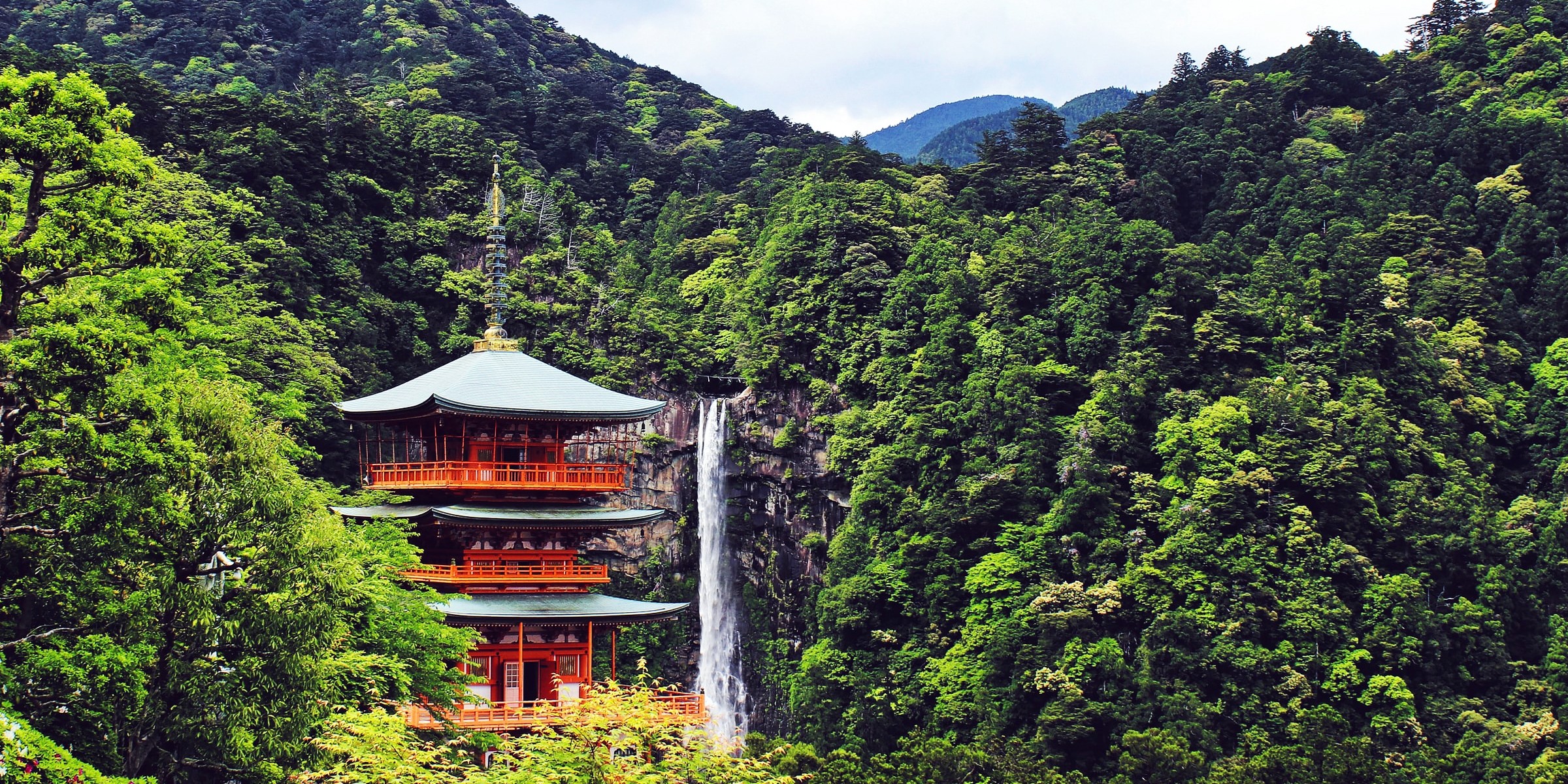 Seigantoji Pagoda - Wakayama, Japan