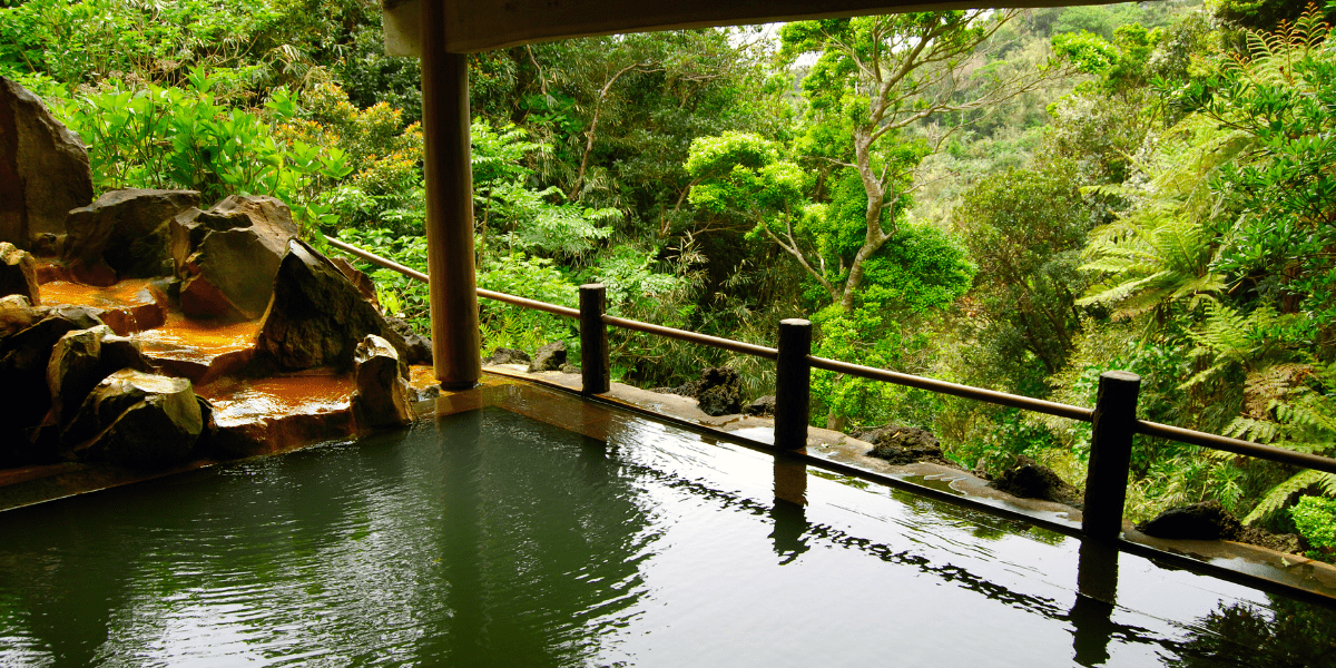 Uramigataki Onsen -Hachijo, Japan